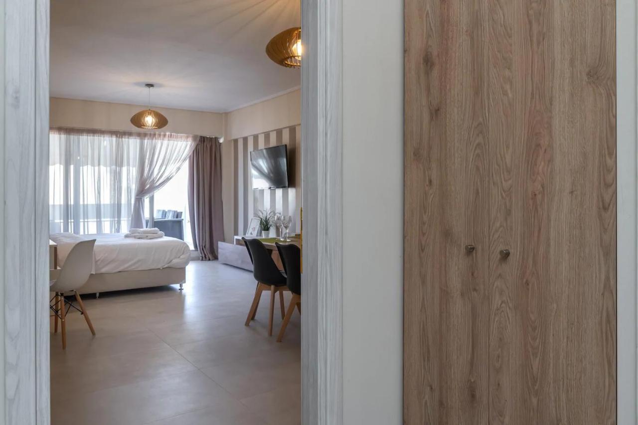 Amazing Apartments @ Aiolou Str. Athen Eksteriør billede